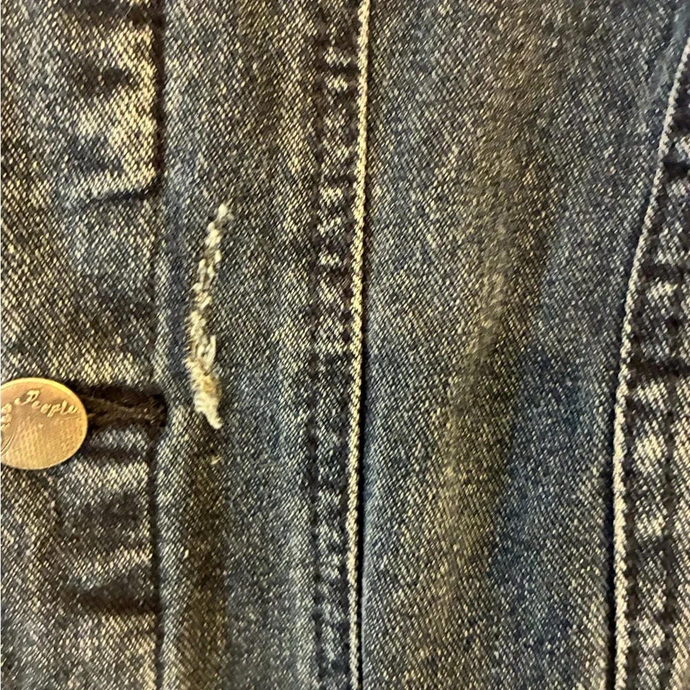 Free People Distressed Mixed Media Denim Jacket Black Sweater Sleeves – M